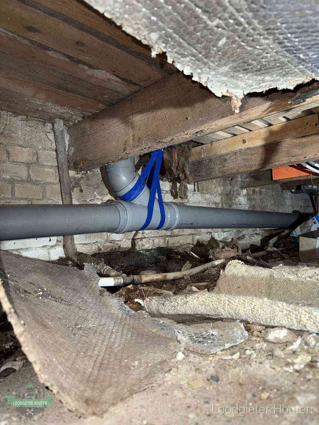 Waterleiding Reparatie Houten Waterleiding Reparatie Houten